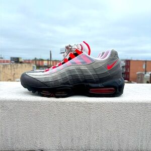 Nike Air Max 95 Solar Red